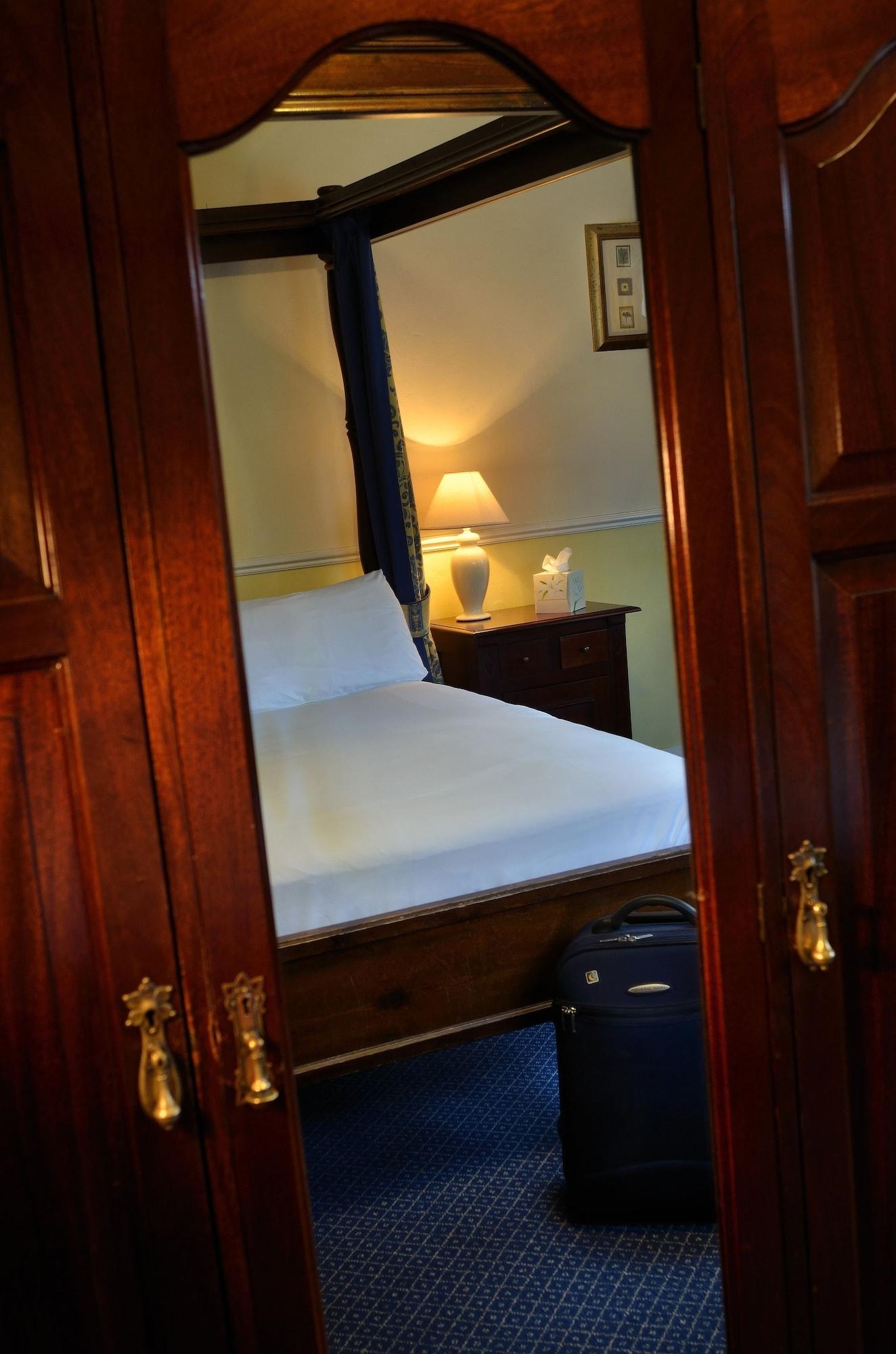 Newby Bridge Hotel Bagian luar foto
